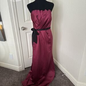 WHITE By Vera Wang Maxi Gown 8 Burgundy Strapless Bridesmaid Evening Formal